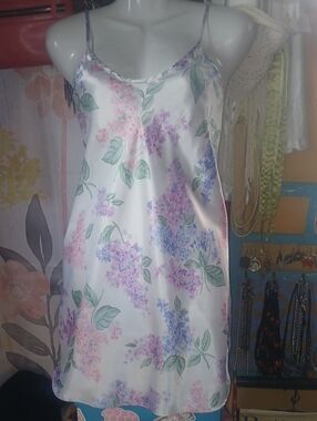 90s Vintage Romantic Moods Floral Slip Medium
